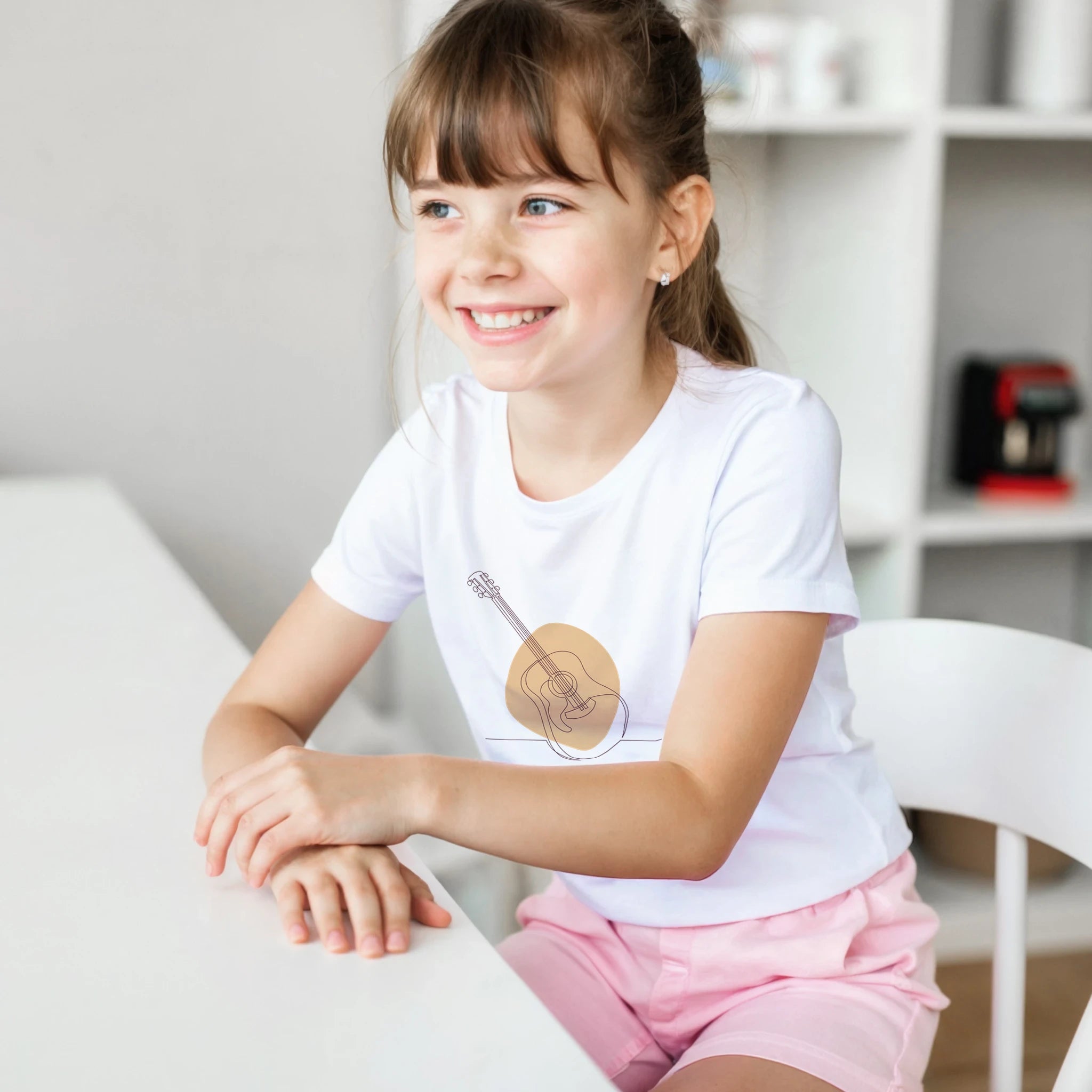 Kids T-Shirt · Acoustic Guitar (Light) - BM ink.